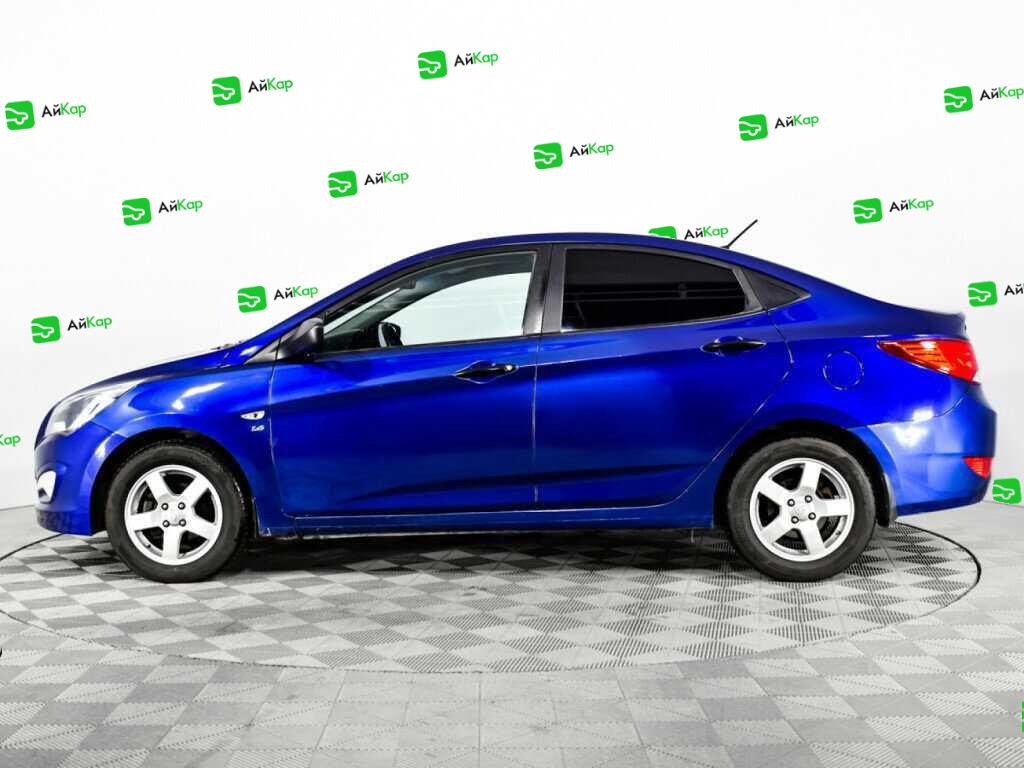 Hyundai Solaris с пробегом — 2015 год. Фото: #7