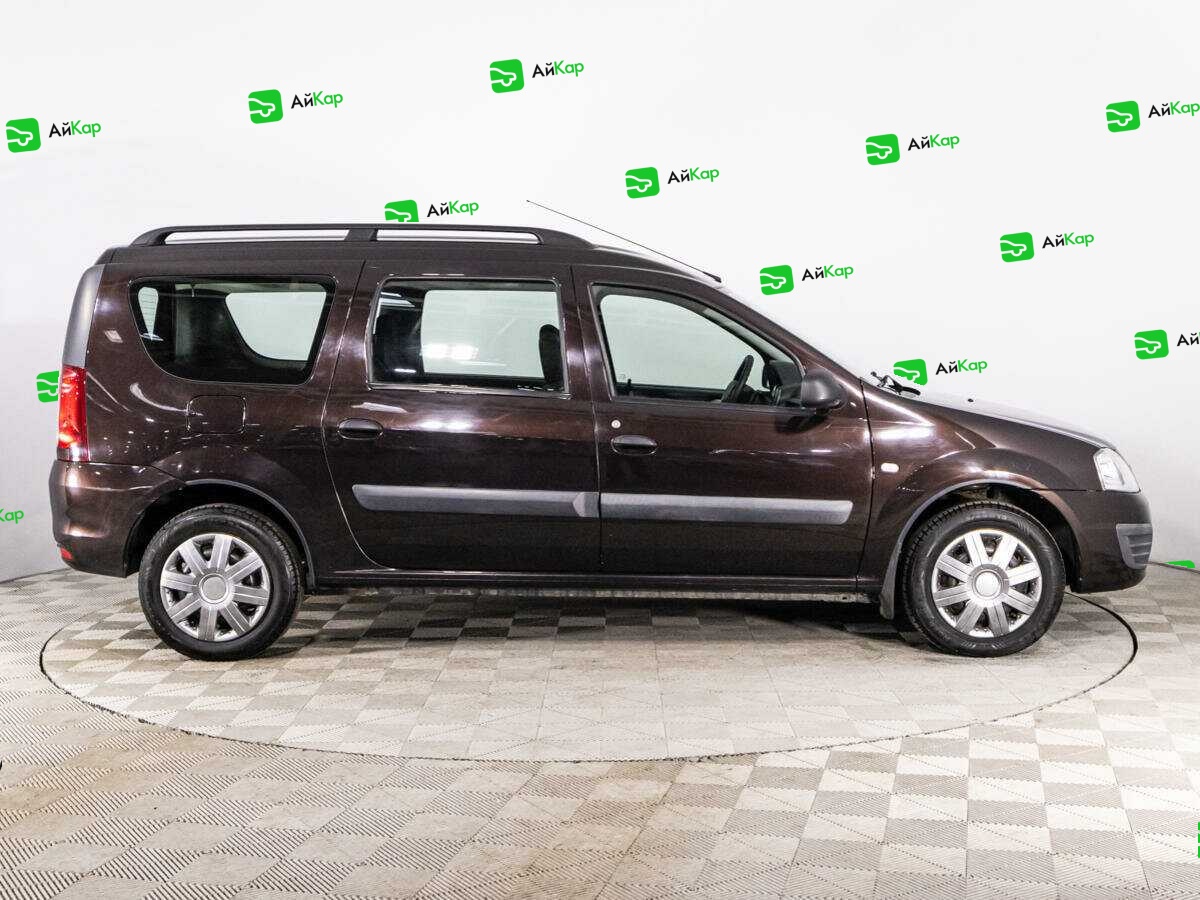 Lada (ВАЗ) Largus с пробегом — 2016 год. Фото: #3