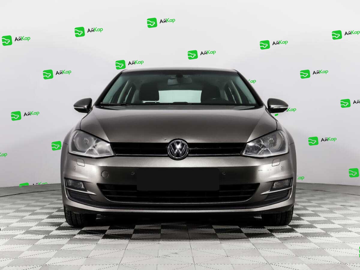 Volkswagen Golf с пробегом — 2013 год. Фото: #1