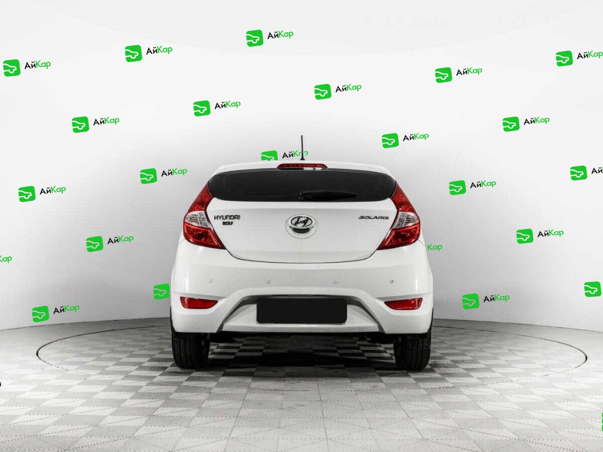 Hyundai Solaris с пробегом — 2014 год. Фото: #5