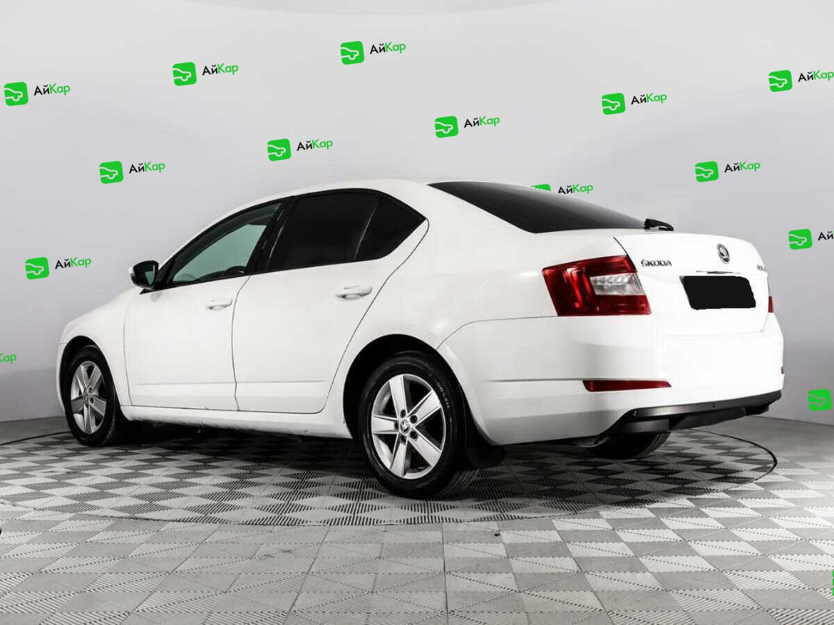 Skoda Octavia с пробегом — 2013 год. Фото: #6