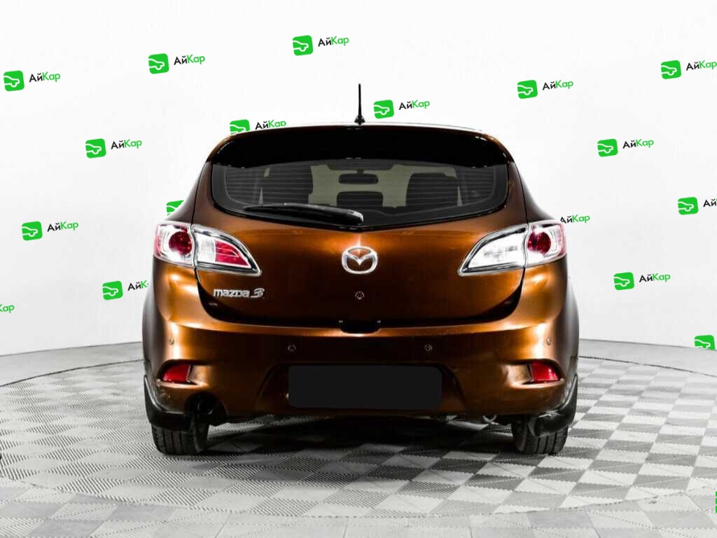 Mazda 3 с пробегом — 2012 год. Фото: #5