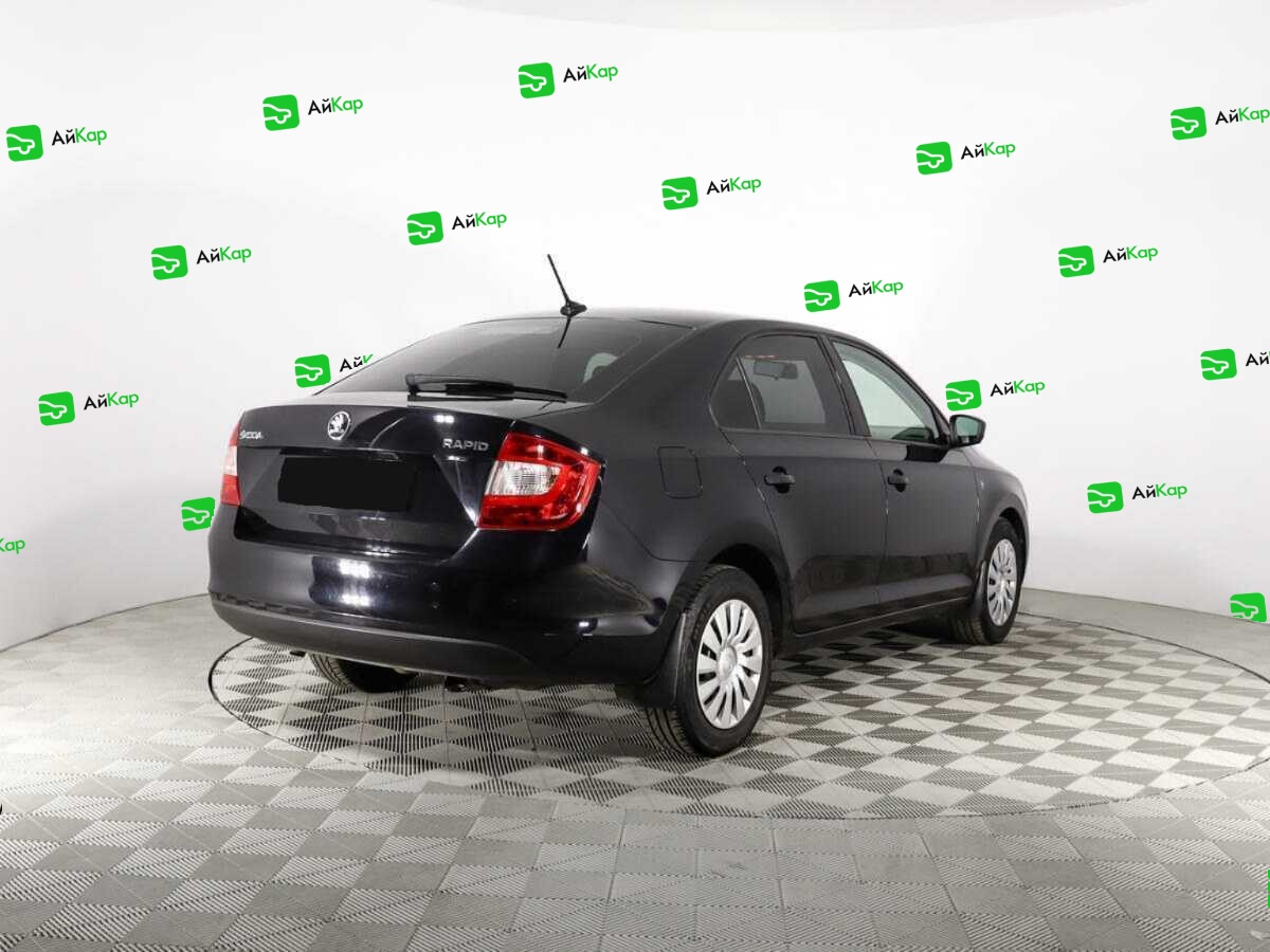 Skoda Rapid с пробегом — 2017 год. Фото: #7