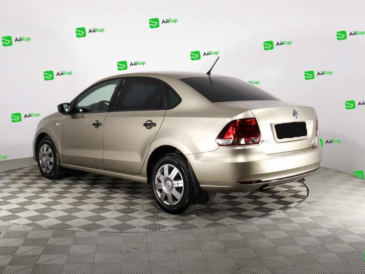 Volkswagen Polo с пробегом — 2016 год. Фото: #5