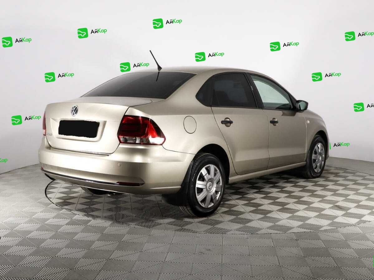 Volkswagen Polo с пробегом — 2016 год. Фото: #7
