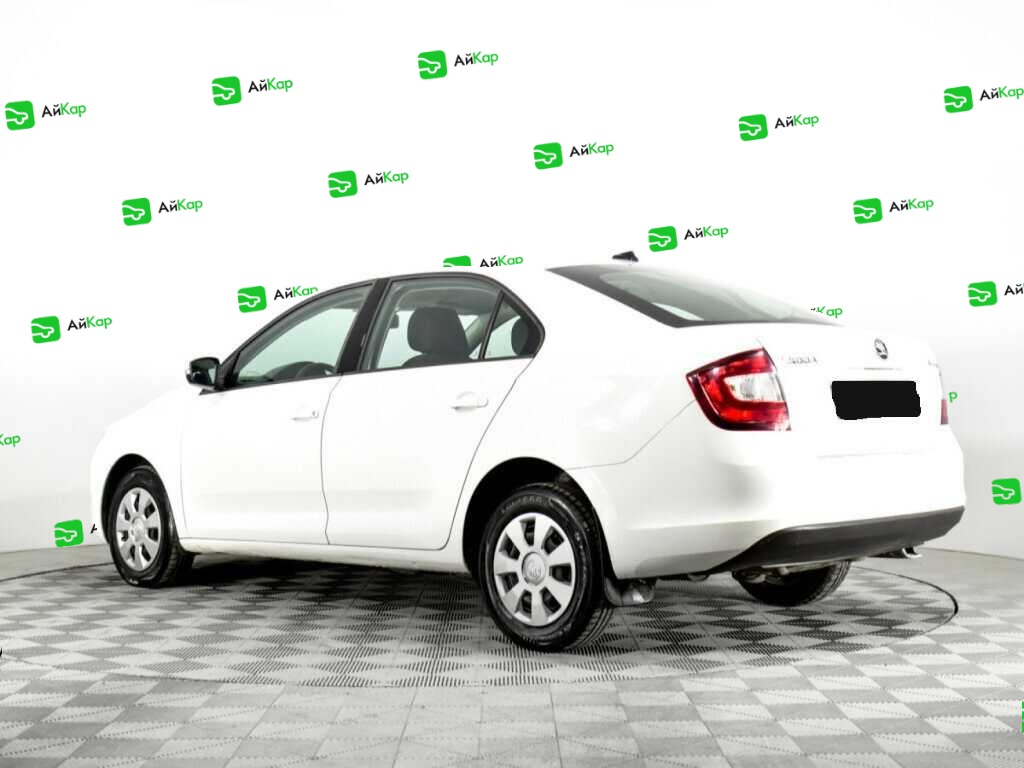Skoda Rapid с пробегом — 2018 год. Фото: #6