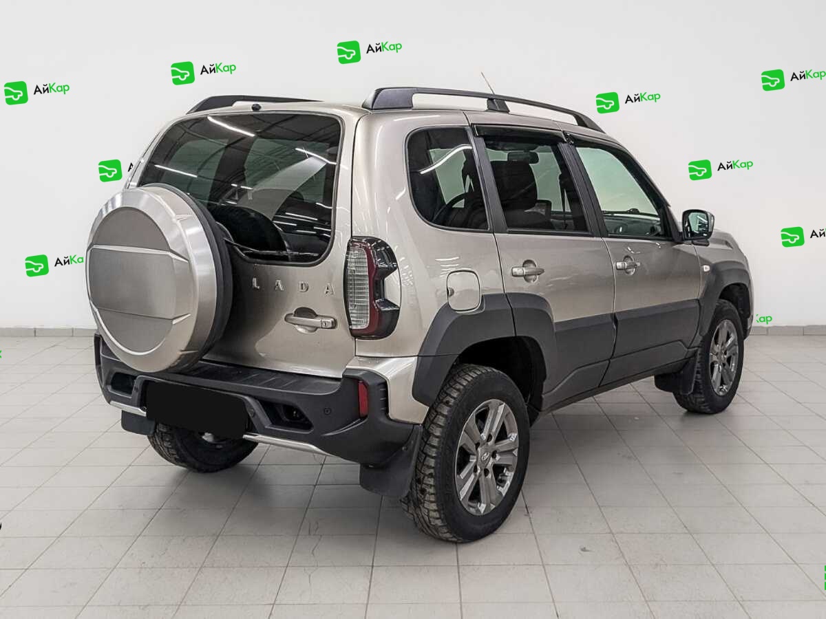 Lada (ВАЗ) Niva с пробегом — 2021 год. Фото: #4