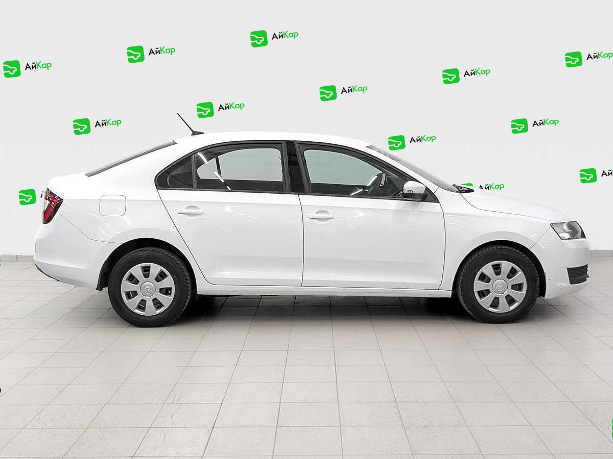 Skoda Rapid с пробегом — 2017 год. Фото: #3