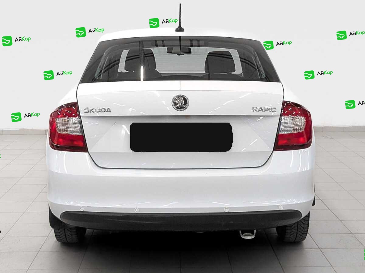 Skoda Rapid с пробегом — 2017 год. Фото: #5