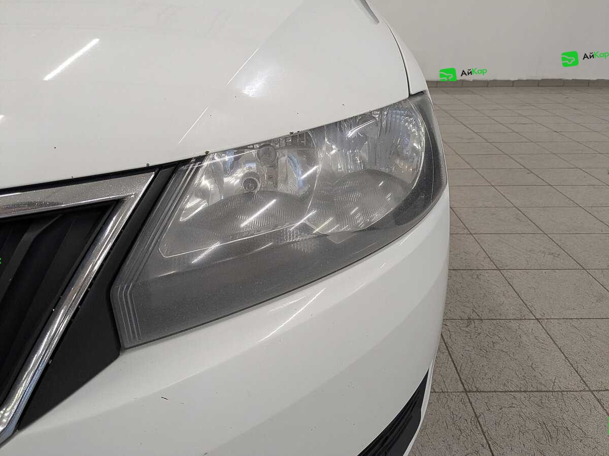 Skoda Rapid с пробегом — 2017 год. Фото: #10