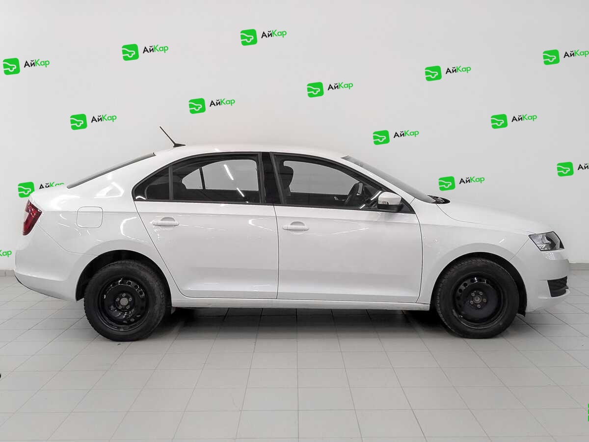 Skoda Rapid с пробегом — 2017 год. Фото: #3