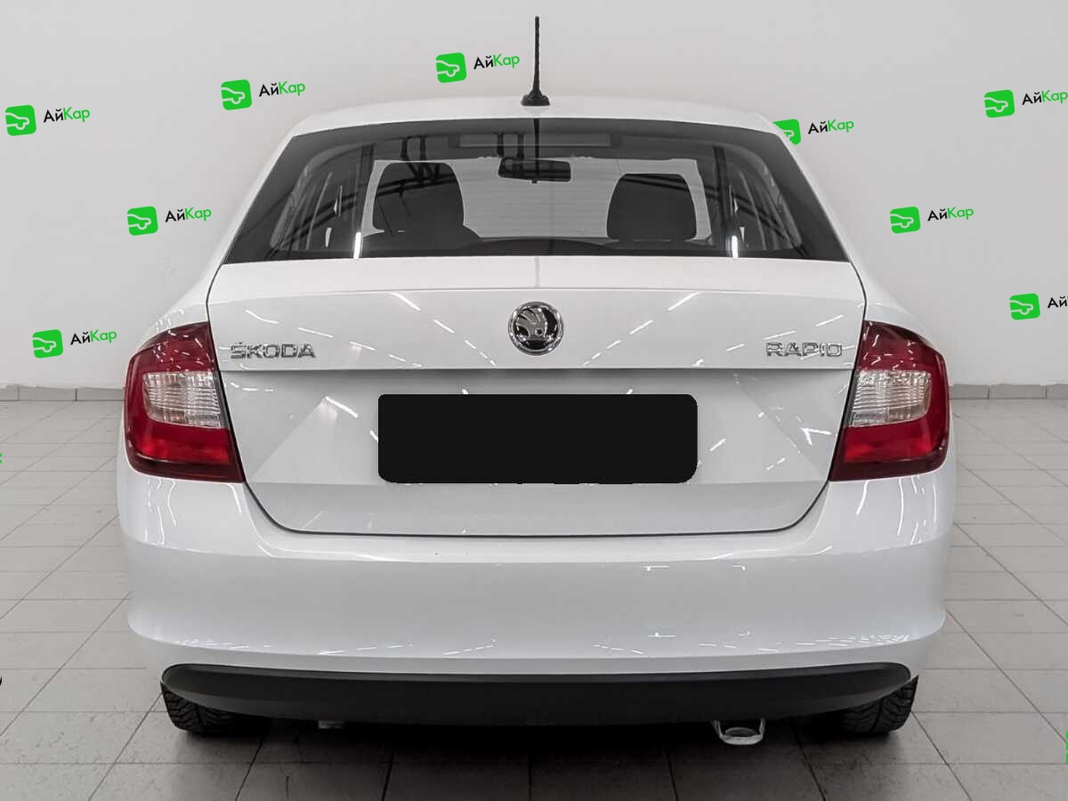 Skoda Rapid с пробегом — 2017 год. Фото: #5