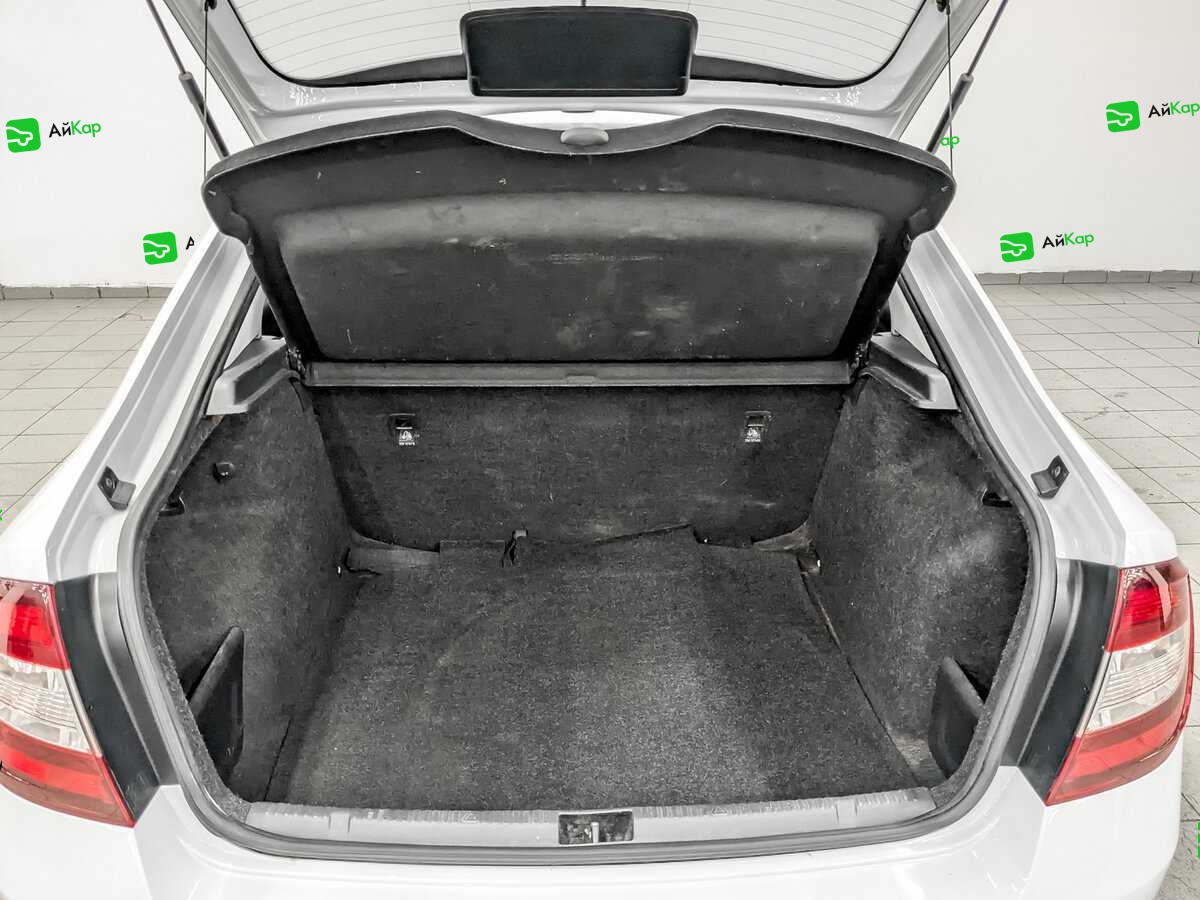 Skoda Rapid с пробегом — 2017 год. Фото: #9
