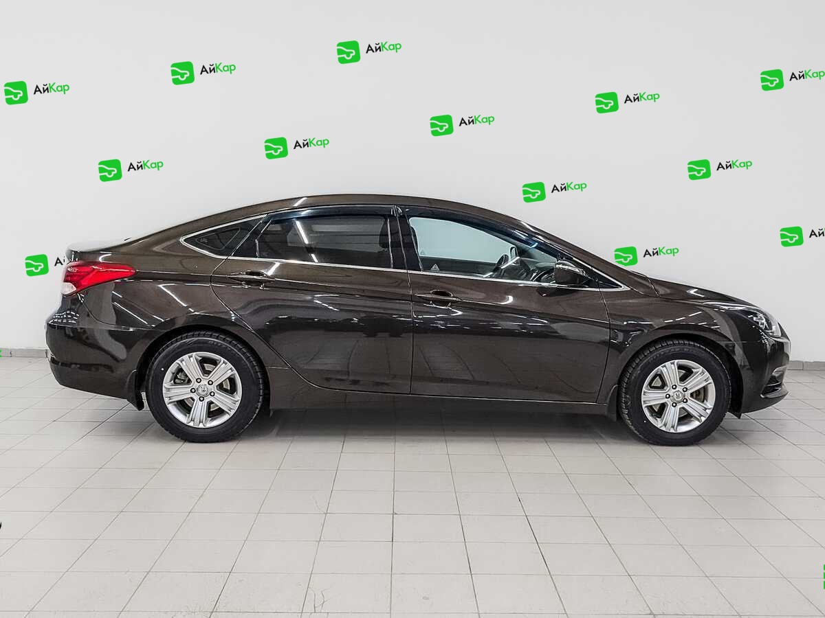 Hyundai i40 с пробегом — 2015 год. Фото: #3