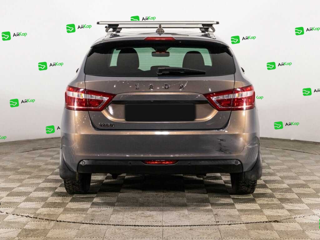 Lada (ВАЗ) Vesta с пробегом — 2018 год. Фото: #5