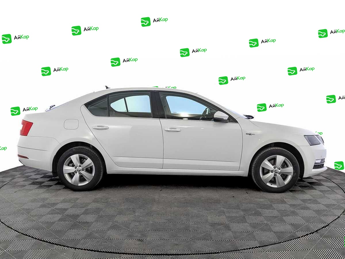 Skoda Octavia с пробегом — 2020 год. Фото: #3