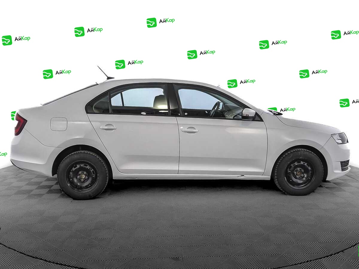 Skoda Rapid с пробегом — 2017 год. Фото: #3