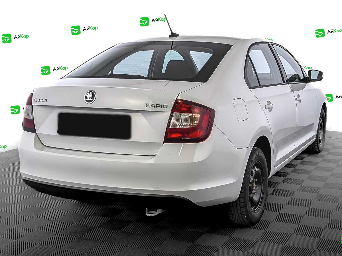 Skoda Rapid с пробегом — 2017 год. Фото: #4