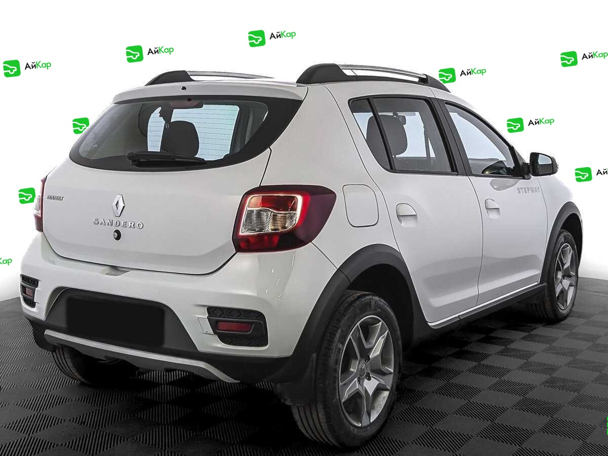 Renault Sandero с пробегом — 2019 год. Фото: #4