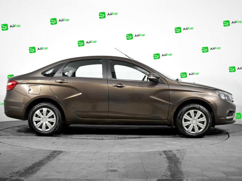 Lada (ВАЗ) Vesta с пробегом — 2017 год. Фото: #3