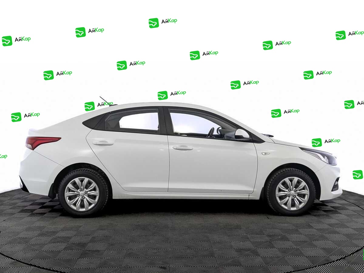 Hyundai Solaris с пробегом — 2017 год. Фото: #3