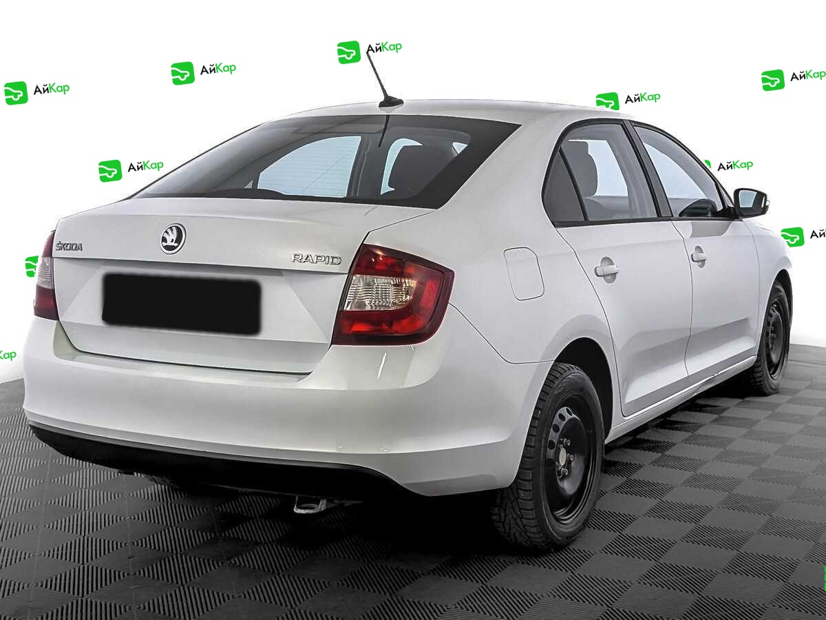 Skoda Rapid с пробегом — 2017 год. Фото: #4