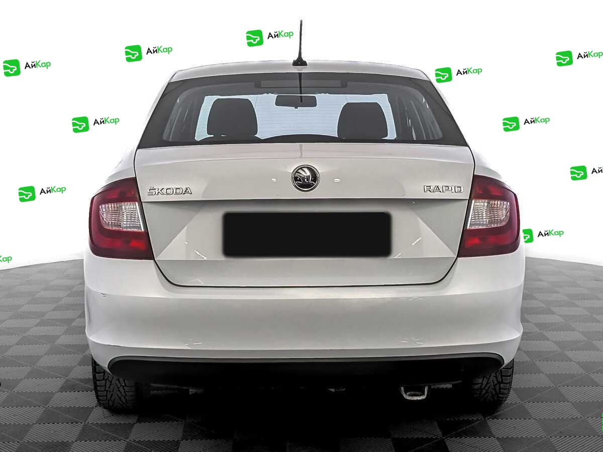 Skoda Rapid с пробегом — 2017 год. Фото: #5