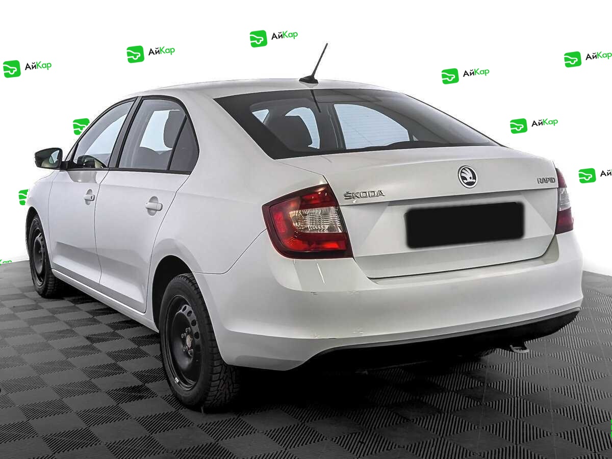 Skoda Rapid с пробегом — 2017 год. Фото: #6