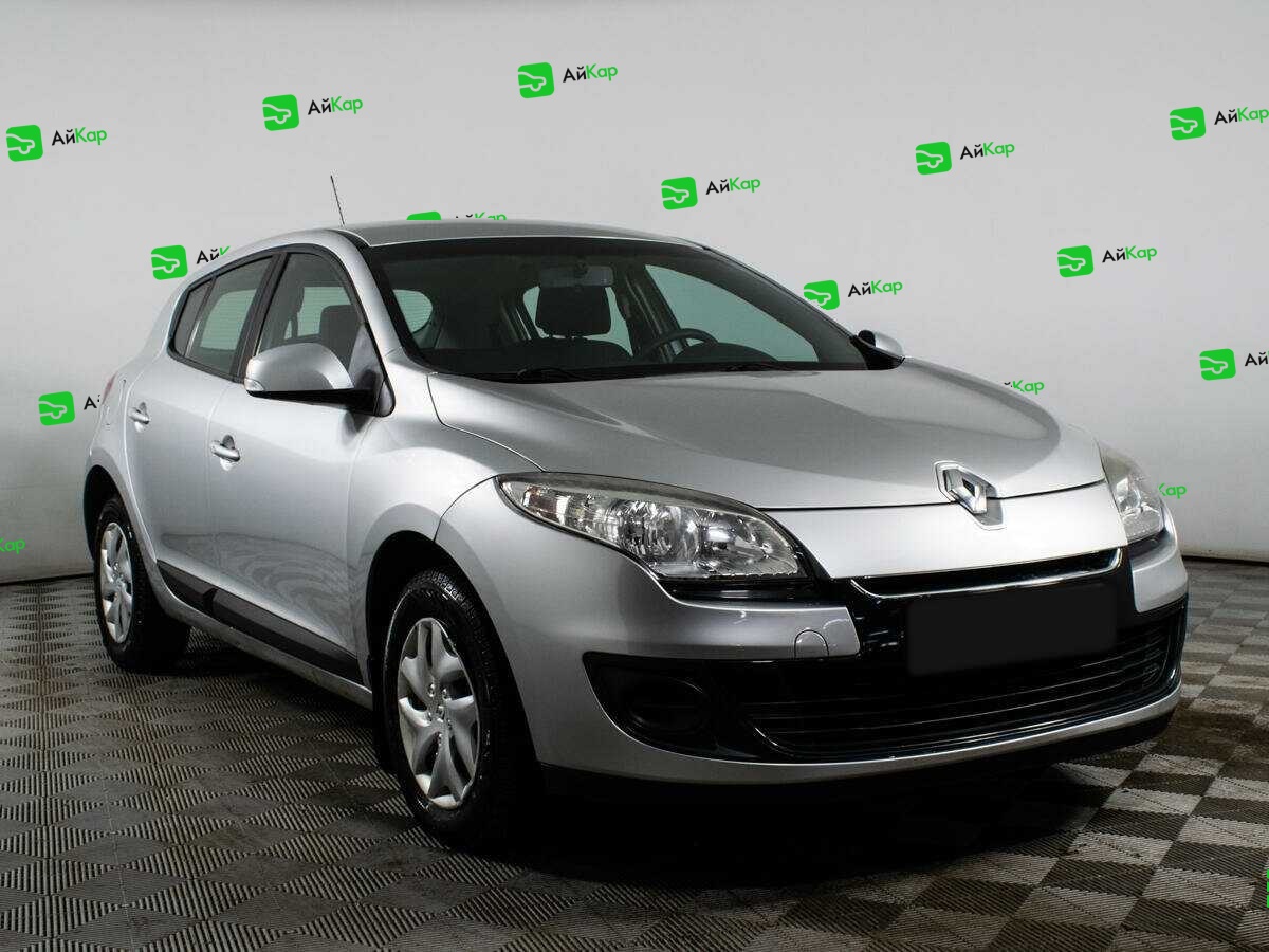 Renault Megane с пробегом — 2012 год. Фото: #2