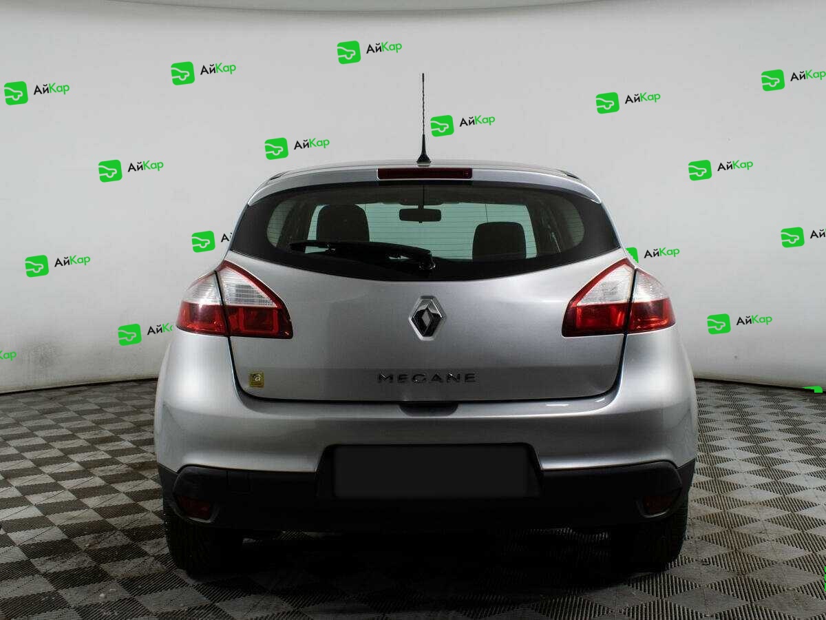 Renault Megane с пробегом — 2012 год. Фото: #4