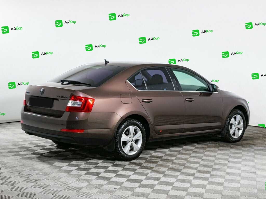 Skoda Octavia с пробегом — 2014 год. Фото: #3