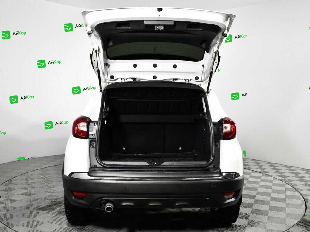 Renault Kaptur с пробегом — 2017 год. Фото: #13