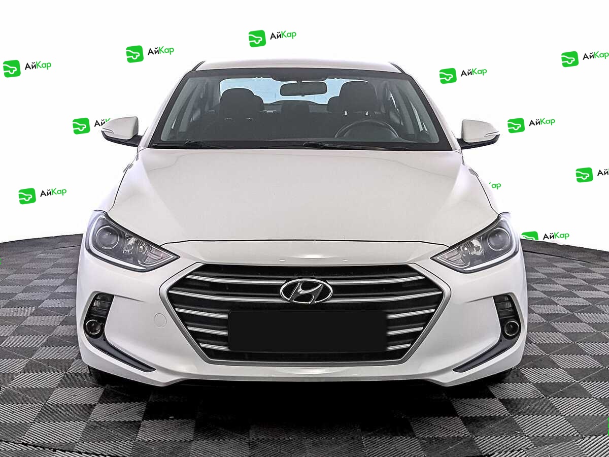 Hyundai Elantra с пробегом — 2018 год. Фото: #1