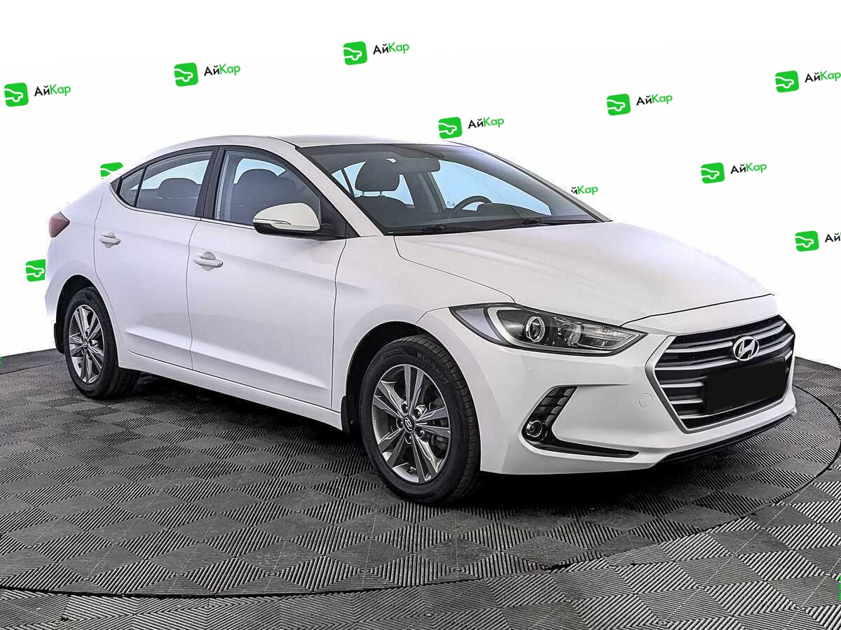 Hyundai Elantra с пробегом — 2018 год. Фото: #2