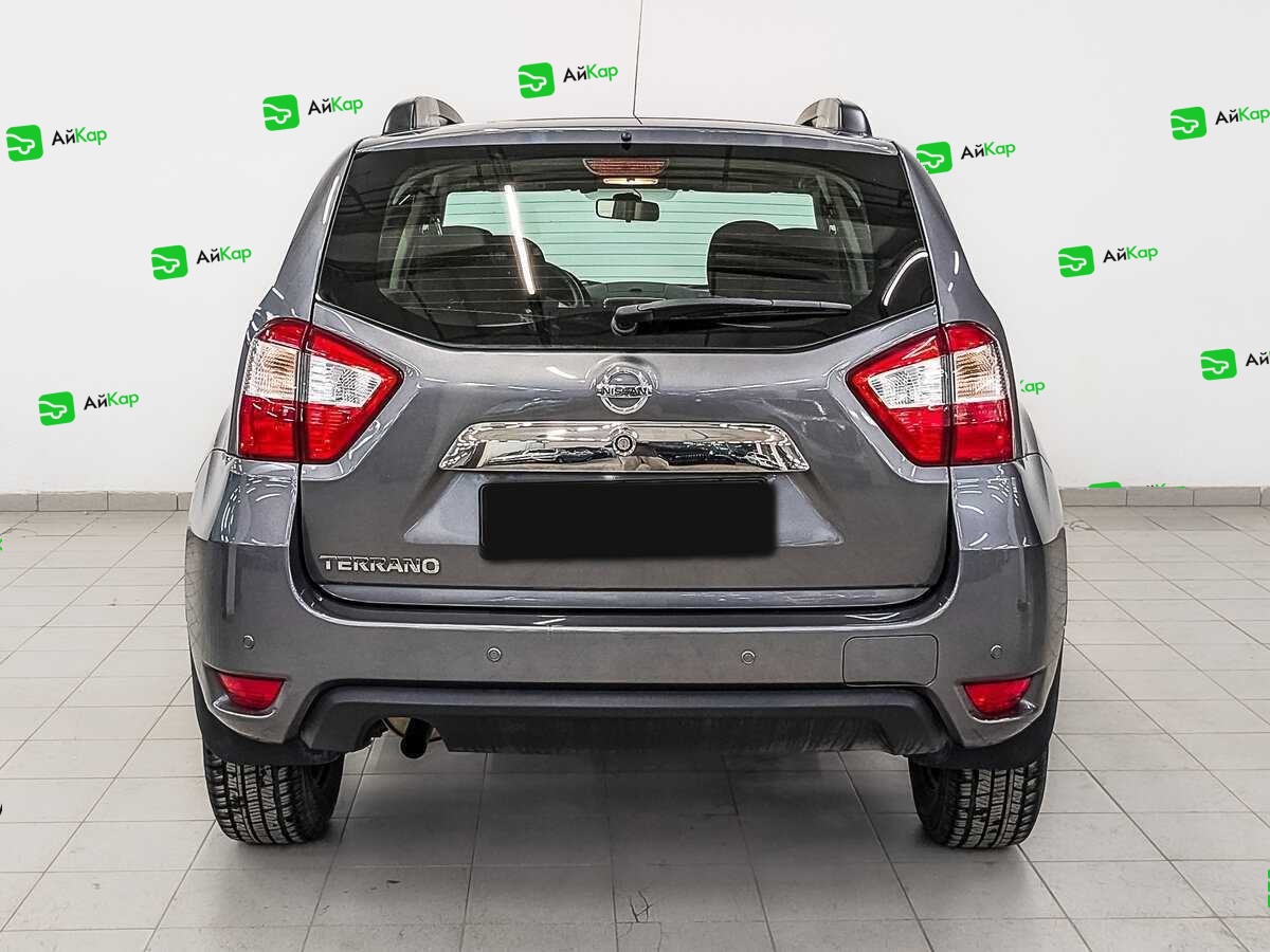 Nissan Terrano с пробегом — 2015 год. Фото: #5