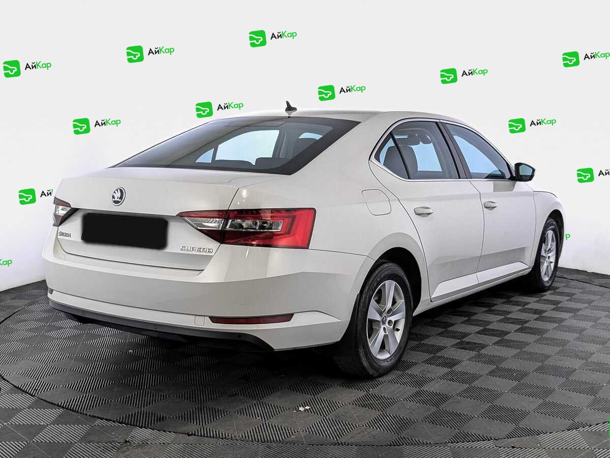 Skoda Superb с пробегом — 2017 год. Фото: #4