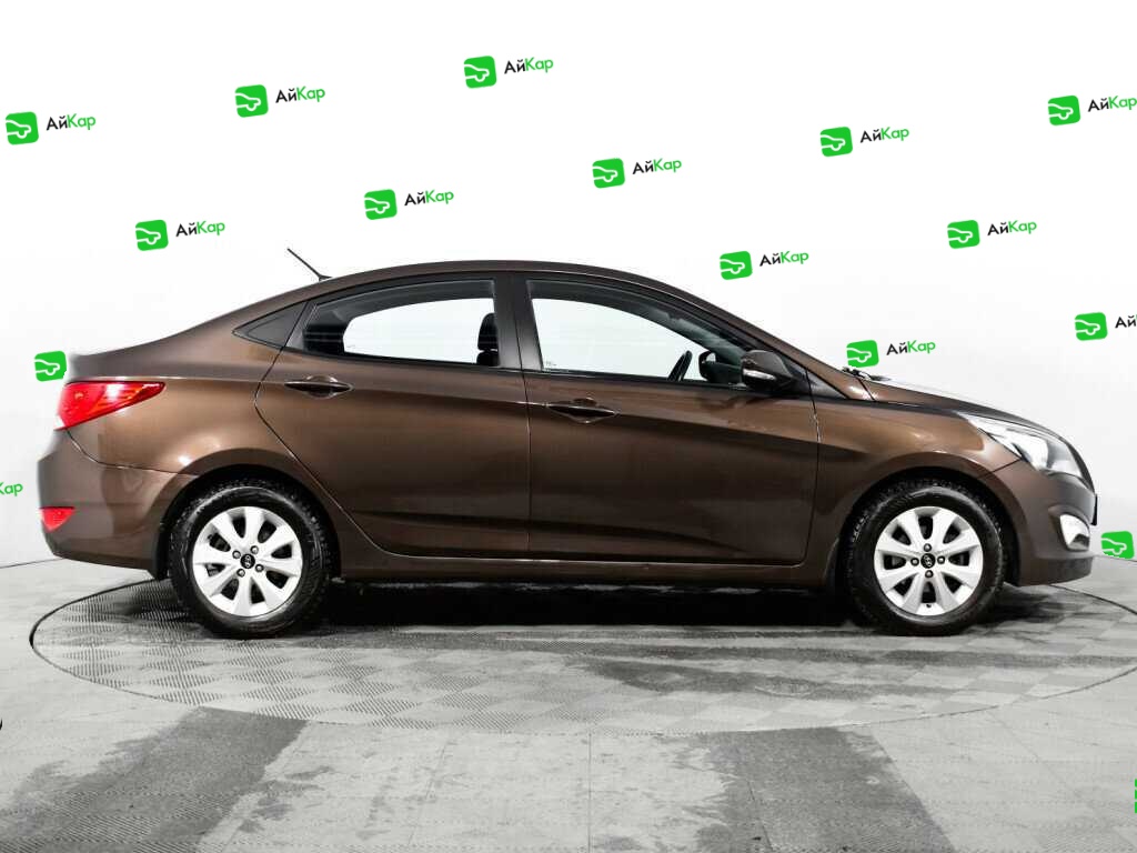 Hyundai Solaris с пробегом — 2016 год. Фото: #3