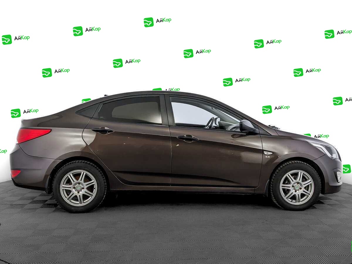 Hyundai Solaris с пробегом — 2016 год. Фото: #3