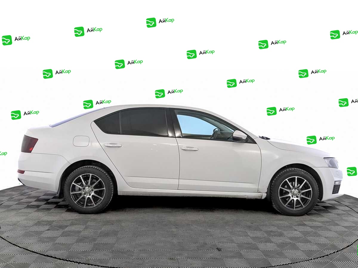 Skoda Octavia с пробегом — 2014 год. Фото: #3
