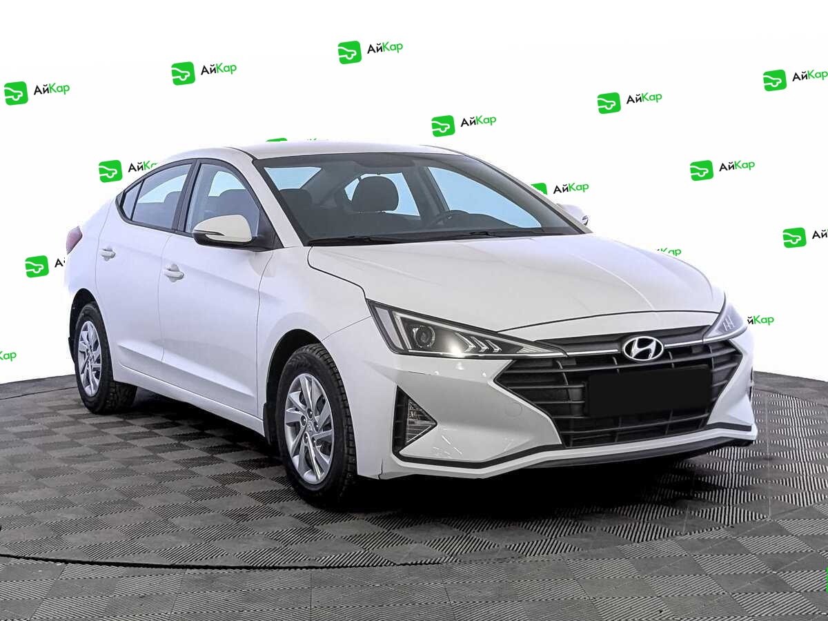 Hyundai Elantra с пробегом — 2019 год. Фото: #2