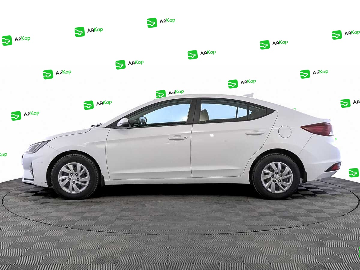 Hyundai Elantra с пробегом — 2019 год. Фото: #7