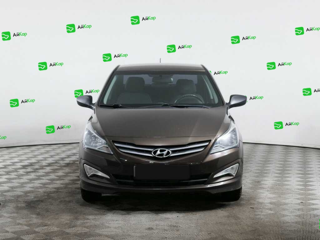 Hyundai Solaris с пробегом — 2014 год. Фото: #1