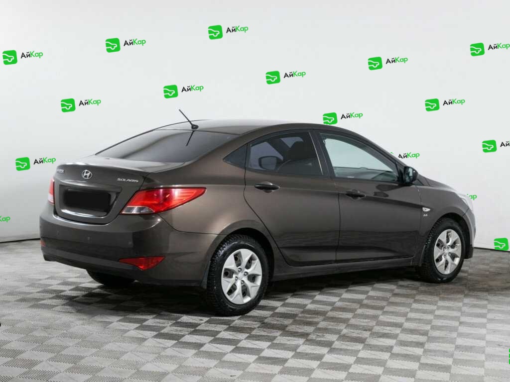 Hyundai Solaris с пробегом — 2014 год. Фото: #3