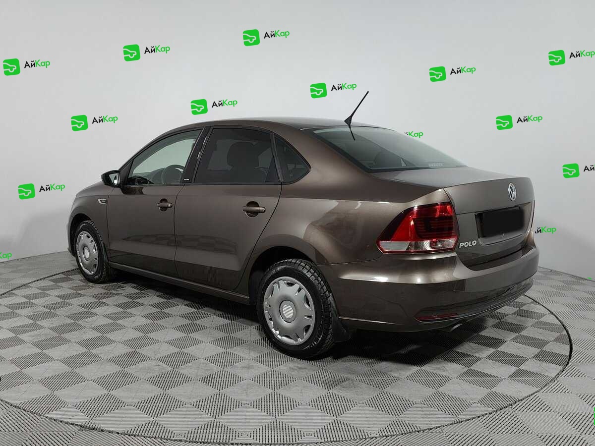 Volkswagen Polo с пробегом — 2016 год. Фото: #5