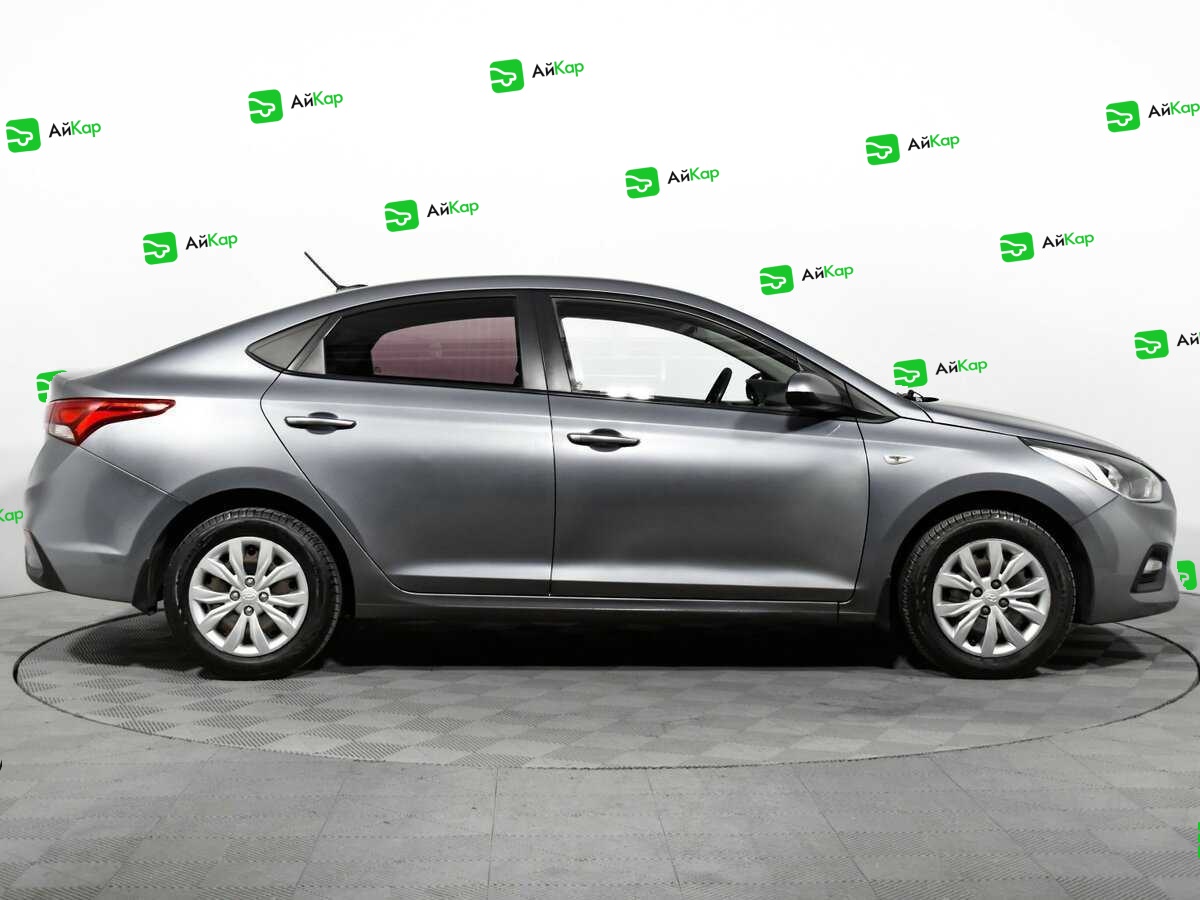 Hyundai Solaris с пробегом — 2017 год. Фото: #3