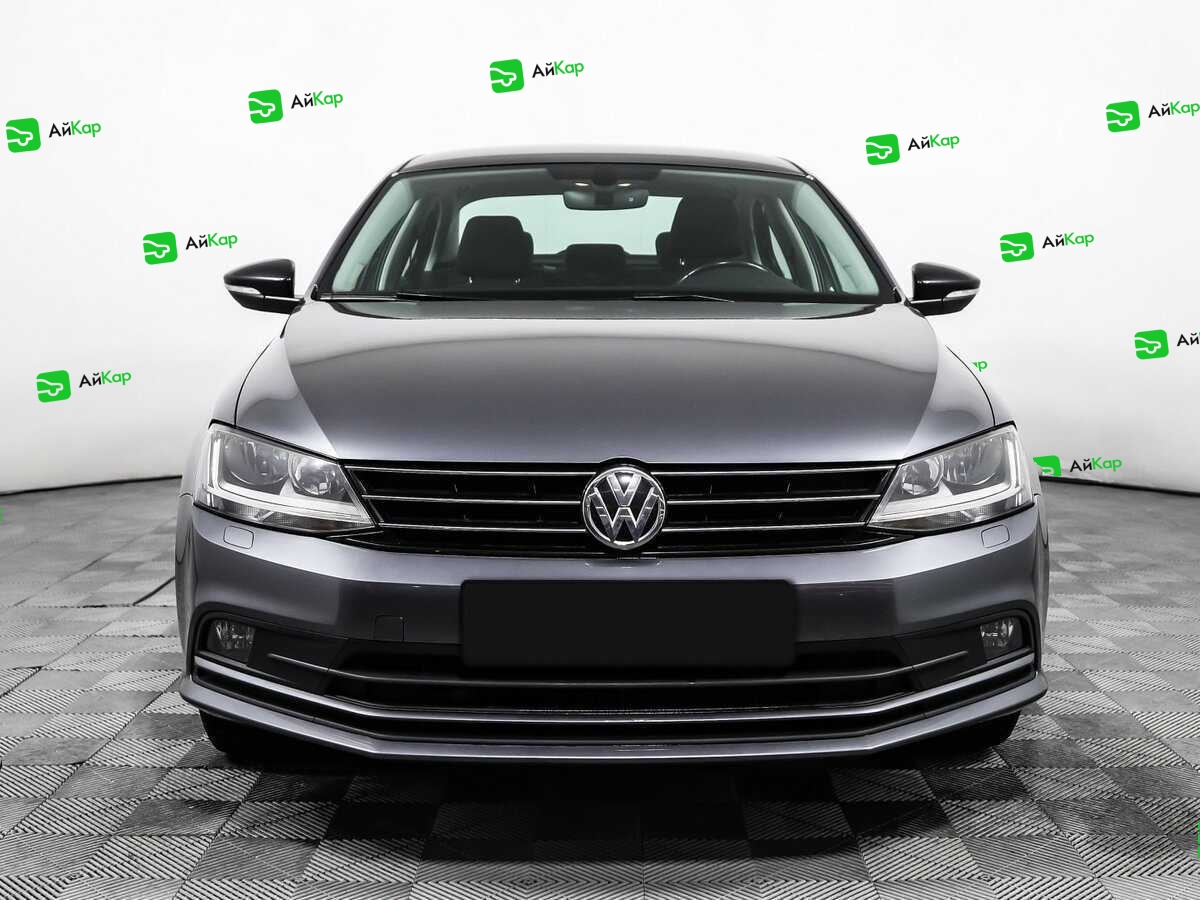 Volkswagen Jetta с пробегом — 2017 год. Фото: #1