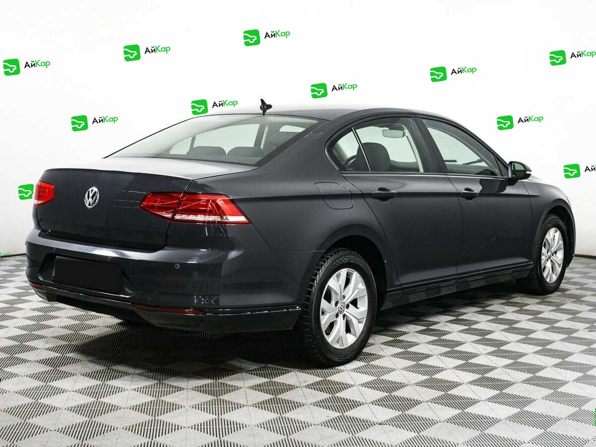Volkswagen Passat с пробегом — 2017 год. Фото: #4