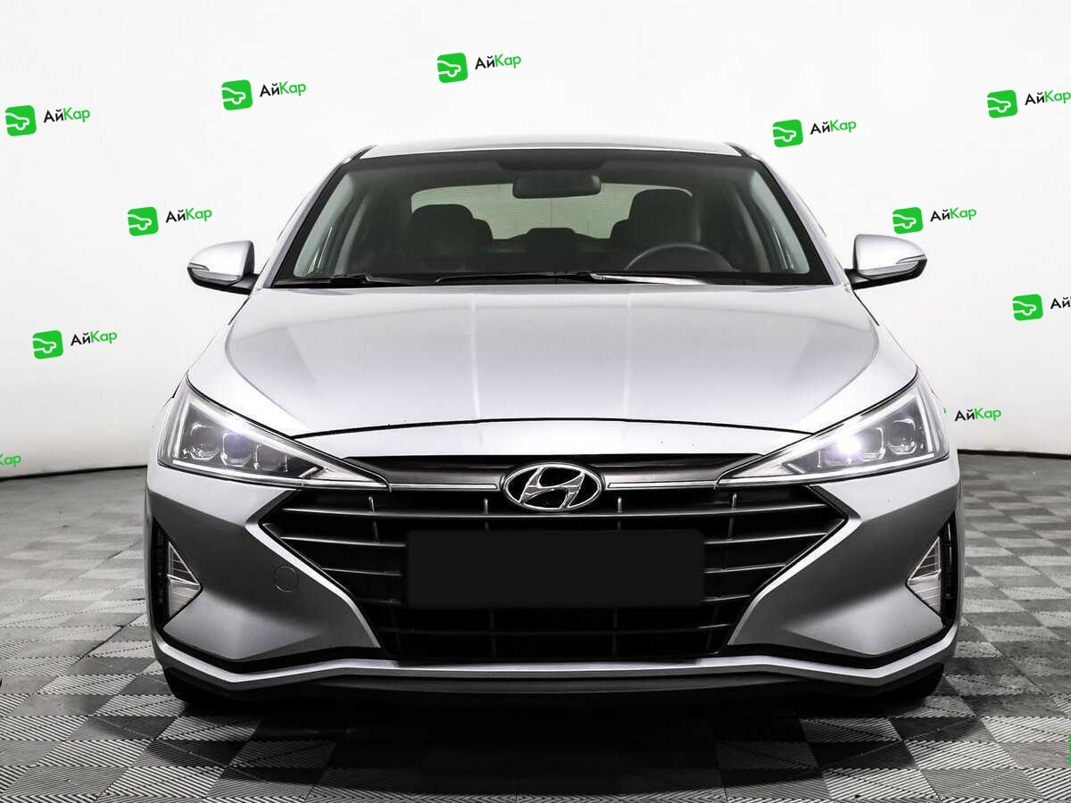 Hyundai Elantra с пробегом — 2020 год. Фото: #1