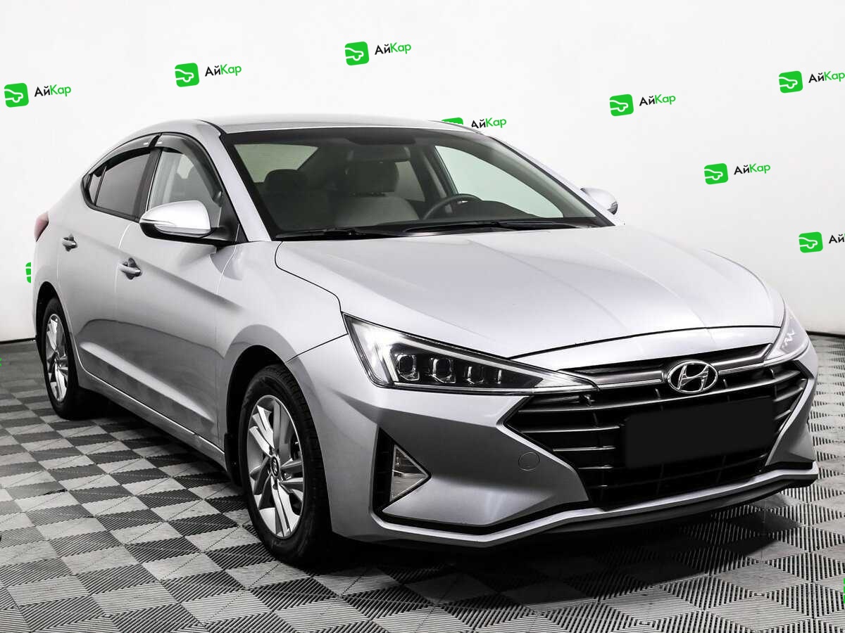 Hyundai Elantra с пробегом — 2020 год. Фото: #2