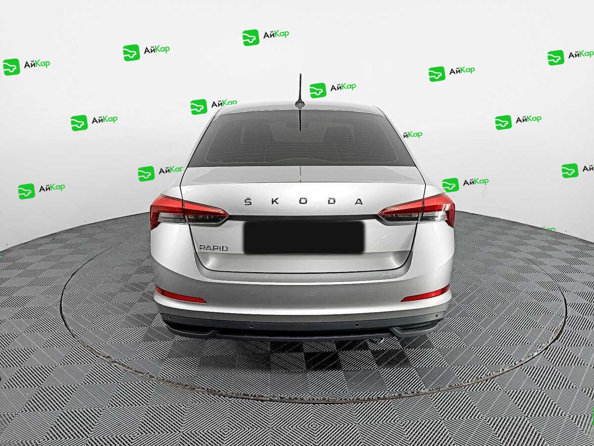 Skoda Rapid с пробегом — 2021 год. Фото: #5